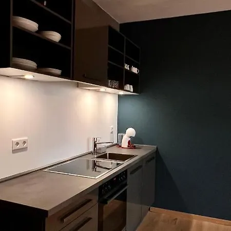 Appartement H-85 Level 5/9 *